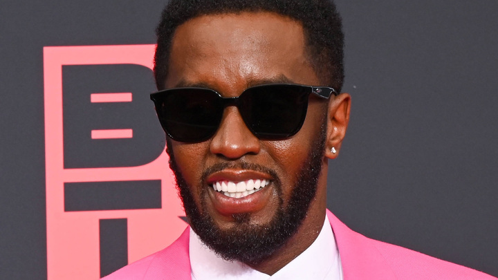 P. Diddy подал иск о клевете и хочет получить компенсацию в 50 миллионов долларов - Новости на Вести.ru