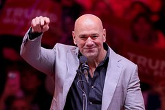 Глава UFC дал совет Нурмагомедову после снятия с рейса в США