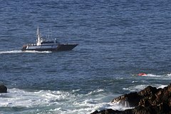 Акула утащила под воду запутавшегося в рыболовных снастях рыбака