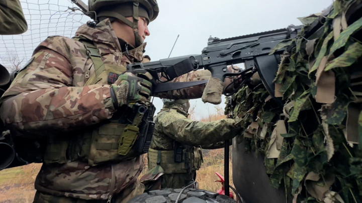 Британские военные аналитики заявили об опасности новой тактики России для ВСУ - Новости на Вести.ru