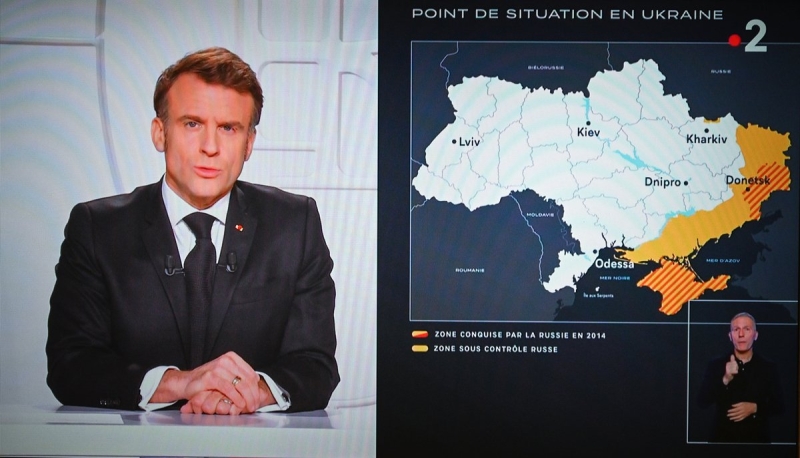 Обращение Макрона к нации о российской угрозе, ядерном оружии и конфликте на Украине